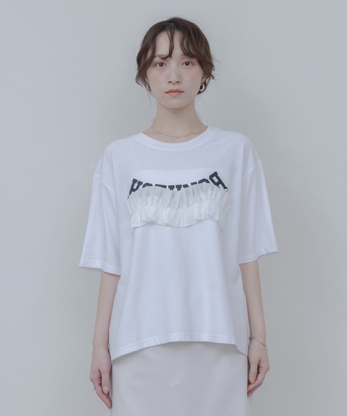 Eimee Law（エイミーロウ）の「ウェーブフリルロゴプリントTシャツ（Tシャツ/カットソー・レディース・オフホワイト/サックスブルー/ライトベージュ/ブラック・FREE）」の12枚目の写真