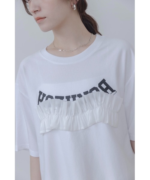 Eimee Law（エイミーロウ）の「ウェーブフリルロゴプリントTシャツ（Tシャツ/カットソー・レディース・オフホワイト/サックスブルー/ライトベージュ/ブラック・FREE）」の15枚目の写真