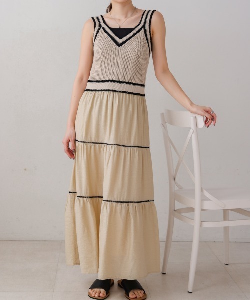 Bab(バブ)の「【S・Mサイズ展開】ニットドッキングティアードワンピース(ワンピース・レディース・ベージュ/ブラック/ライトグリーン・SMALL/MEDIUM)」の4枚目の写真