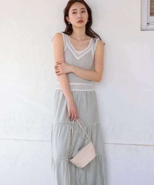Bab(バブ)の「【S・Mサイズ展開】ニットドッキングティアードワンピース(ワンピース・レディース・ベージュ/ブラック/ライトグリーン・SMALL/MEDIUM)」の11枚目の写真