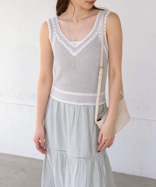 Bab(バブ)の「【S・Mサイズ展開】ニットドッキングティアードワンピース(ワンピース・レディース・ベージュ/ブラック/ライトグリーン・SMALL/MEDIUM)」の9枚目の写真