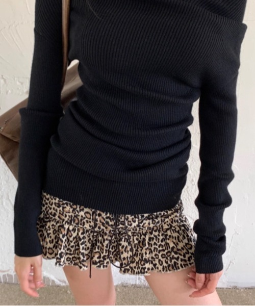 Vipoa（ヴィポア）の「leopard mini skirt（スカート・レディース・ブラウン・FREE）」の3枚目の写真
