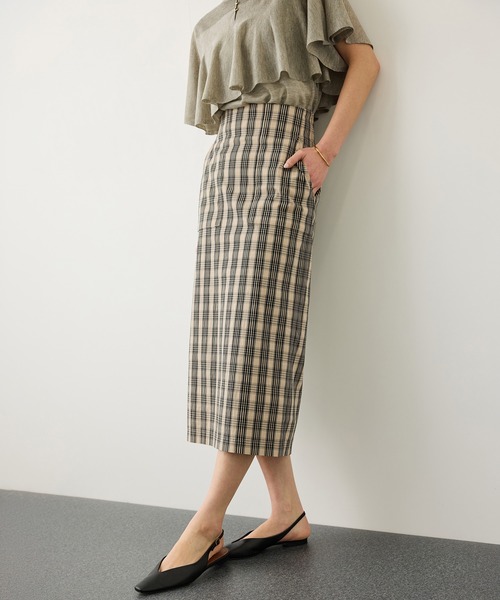 ROPE'（ロペ）の「[美人スカート]【DEVEAUX(デヴォー)】別注ハイストレッチチェックポケット付きタイトスカート/イージーケア/26SS（スカート・レディース・ベージュ・36/38）」の2枚目の写真