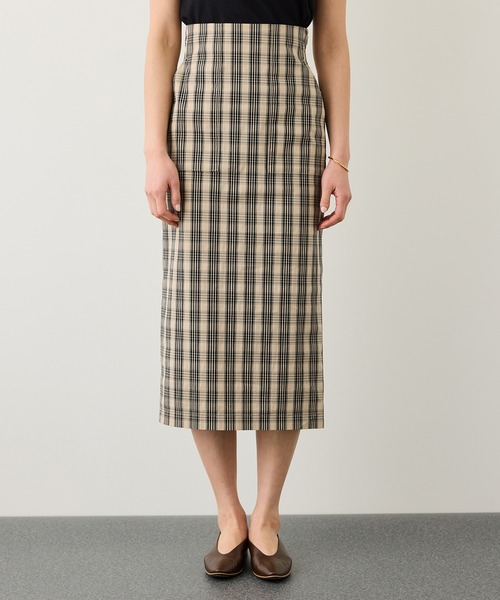 ROPE'（ロペ）の「[美人スカート]【DEVEAUX(デヴォー)】別注ハイストレッチチェックポケット付きタイトスカート/イージーケア/26SS（スカート・レディース・ベージュ・36/38）」の8枚目の写真