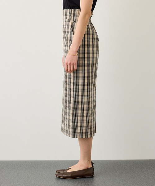 ROPE'（ロペ）の「[美人スカート]【DEVEAUX(デヴォー)】別注ハイストレッチチェックポケット付きタイトスカート/イージーケア/26SS（スカート・レディース・ベージュ・36/38）」の9枚目の写真