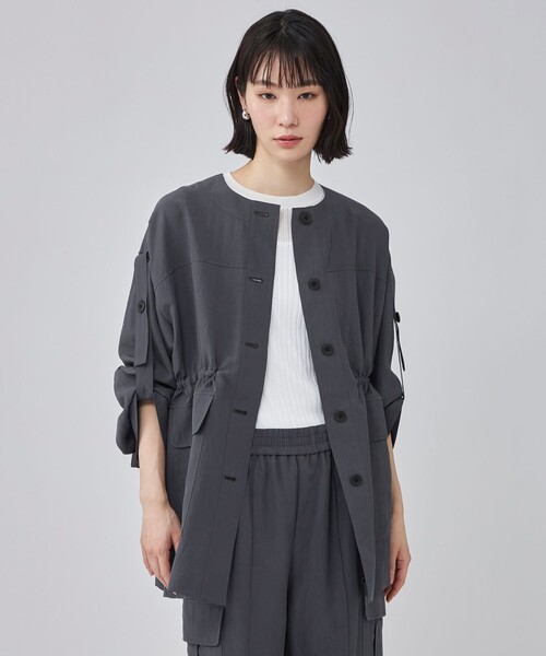 CAST:（キャストコロン）の「ロールアップシャツジャケット（ノーカラージャケット・レディース・オフホワイト/グレー系その他2/グリーン系その他7・M）」の2枚目の写真