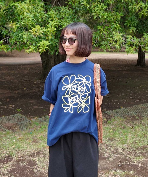 CITEN(シテン)の「<CITEN>ロゴフラワーT(Tシャツ/カットソー・レディース・ネイビー/ホワイト/ダークブラウン・FREE)」の3枚目の写真
