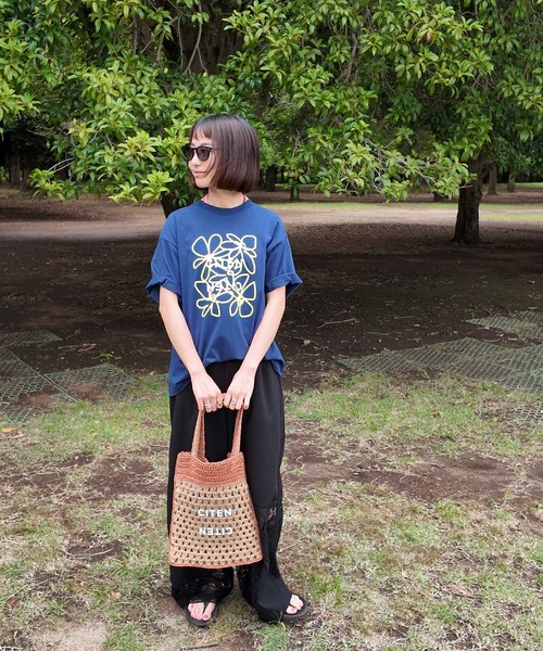 CITEN(シテン)の「<CITEN>ロゴフラワーT(Tシャツ/カットソー・レディース・ネイビー/ホワイト/ダークブラウン・FREE)」の10枚目の写真