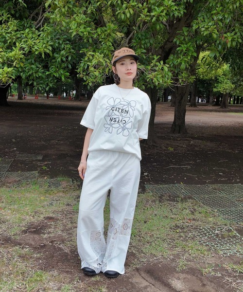 CITEN(シテン)の「<CITEN>ロゴフラワーT(Tシャツ/カットソー・レディース・ネイビー/ホワイト/ダークブラウン・FREE)」の8枚目の写真