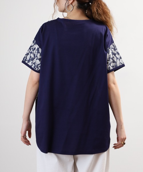 BRODIAEA(ブローディア)の「BRODIAEA リバティープリント鳥柄Tシャツ 日本製 半袖(Tシャツ/カットソー・レディース・ネイビー/イエロー/オフホワイト・40)」の5枚目の写真