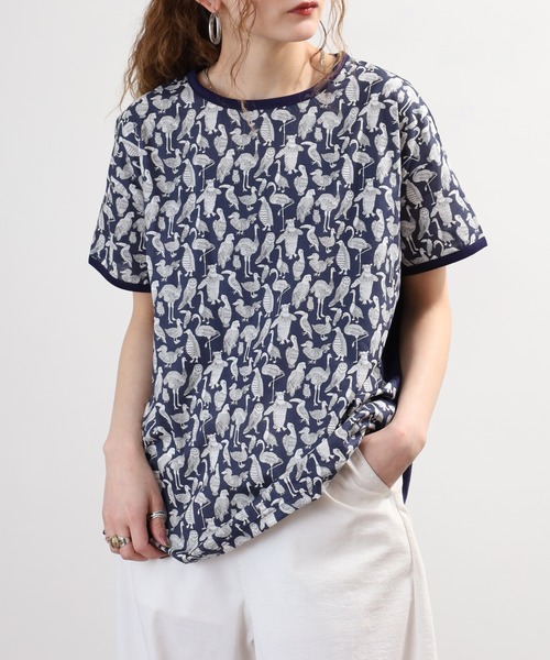 BRODIAEA(ブローディア)の「BRODIAEA リバティープリント鳥柄Tシャツ 日本製 半袖(Tシャツ/カットソー・レディース・ネイビー/イエロー/オフホワイト・40)」の17枚目の写真