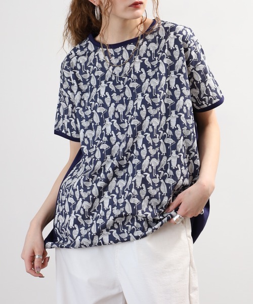BRODIAEA(ブローディア)の「BRODIAEA リバティープリント鳥柄Tシャツ 日本製 半袖(Tシャツ/カットソー・レディース・ネイビー/イエロー/オフホワイト・40)」の19枚目の写真