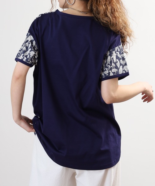 BRODIAEA(ブローディア)の「BRODIAEA リバティープリント鳥柄Tシャツ 日本製 半袖(Tシャツ/カットソー・レディース・ネイビー/イエロー/オフホワイト・40)」の21枚目の写真