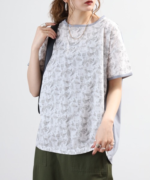 BRODIAEA(ブローディア)の「BRODIAEA リバティープリント鳥柄Tシャツ 日本製 半袖(Tシャツ/カットソー・レディース・ネイビー/イエロー/オフホワイト・40)」の10枚目の写真