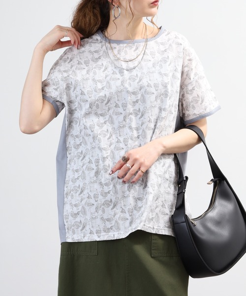BRODIAEA(ブローディア)の「BRODIAEA リバティープリント鳥柄Tシャツ 日本製 半袖(Tシャツ/カットソー・レディース・ネイビー/イエロー/オフホワイト・40)」の13枚目の写真
