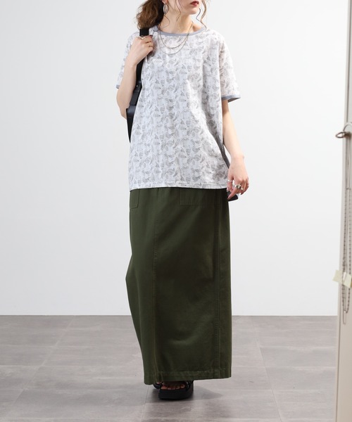 BRODIAEA(ブローディア)の「BRODIAEA リバティープリント鳥柄Tシャツ 日本製 半袖(Tシャツ/カットソー・レディース・ネイビー/イエロー/オフホワイト・40)」の15枚目の写真