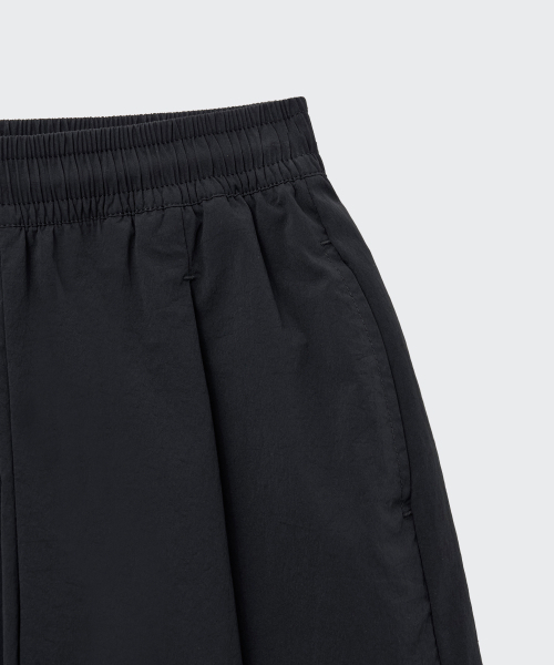 MUSINSA STANDARD KIDS（ムシンサスタンダードキッズ）の「クールタッチワンタックバミューダパンツ[ブラック]（その他パンツ・レディース・その他・110/120/130/140/150/160）」の6枚目の写真