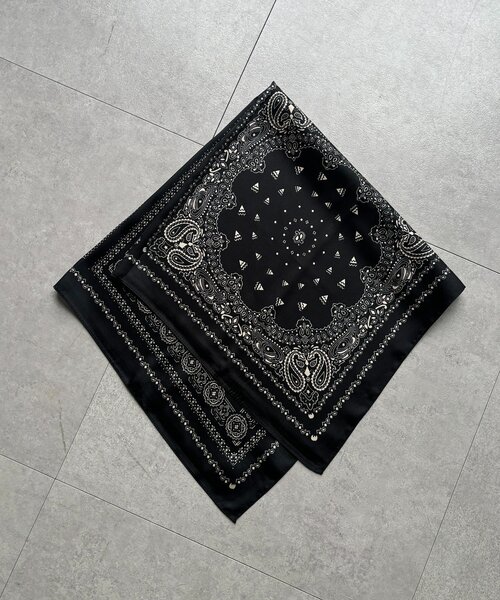 DouDou(ドゥドゥ)の「ペイズリー柄スカーフ(ストール/ショール・レディース・カーキ/ブラック・FREE)」の8枚目の写真