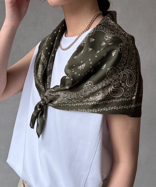 DouDou(ドゥドゥ)の「ペイズリー柄スカーフ(ストール/ショール・レディース・カーキ/ブラック・FREE)」の13枚目の写真