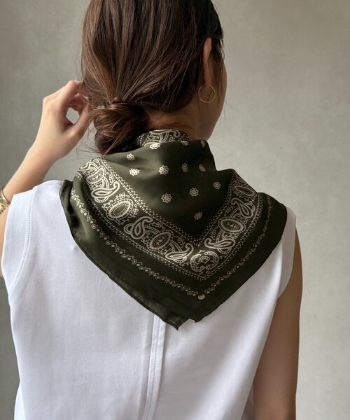 DouDou(ドゥドゥ)の「ペイズリー柄スカーフ(ストール/ショール・レディース・カーキ/ブラック・FREE)」の14枚目の写真