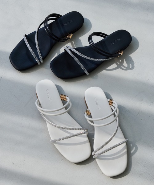 Juze（ジュゼ）の「ラインストーンサンダル/2WAY（サンダル・レディース・ブラック/キナリ・L/M）」の7枚目の写真