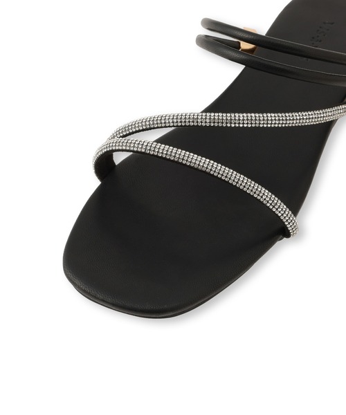 Juze（ジュゼ）の「ラインストーンサンダル/2WAY（サンダル・レディース・ブラック/キナリ・L/M）」の17枚目の写真