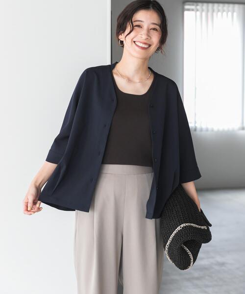 URBAN RESEARCH DOORS（アーバンリサーチドアーズ）の「『仁村紗和さん着用』『UR TECH』完声/涼ドルマン半袖シャツ（シャツ/ブラウス・レディース・ベージュ/ネイビー・FREE）」の11枚目の写真