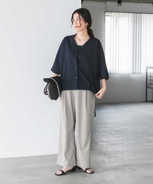 URBAN RESEARCH DOORS(アーバンリサーチドアーズ)の「『UR TECH』完声/涼ドルマン半袖シャツ(シャツ/ブラウス・レディース・ベージュ/ネイビー・FREE)」の7枚目の写真