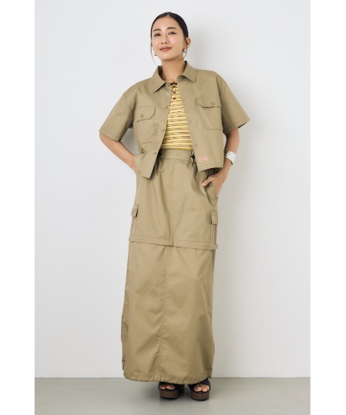 AZUL by moussy(アズールバイマウジー)の「セットアップ対応【Dickies×AZUL】ワークシャツ 春服 秋服 初夏 ディッキーズ コラボ 半袖 2サイズ展開【身長/骨格別着用画像あり】(シャツ/ブラウス・レディース・カーキ/ブラック/ストライプ・MEDIUM/SMALL)」の6枚目の写真