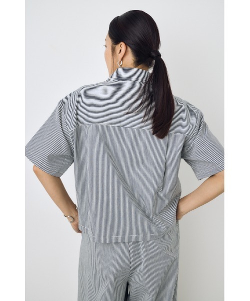 AZUL by moussy(アズールバイマウジー)の「セットアップ対応【Dickies×AZUL】ワークシャツ 春服 秋服 初夏 ディッキーズ コラボ 半袖 2サイズ展開【身長/骨格別着用画像あり】(シャツ/ブラウス・レディース・カーキ/ブラック/ストライプ・MEDIUM/SMALL)」の14枚目の写真