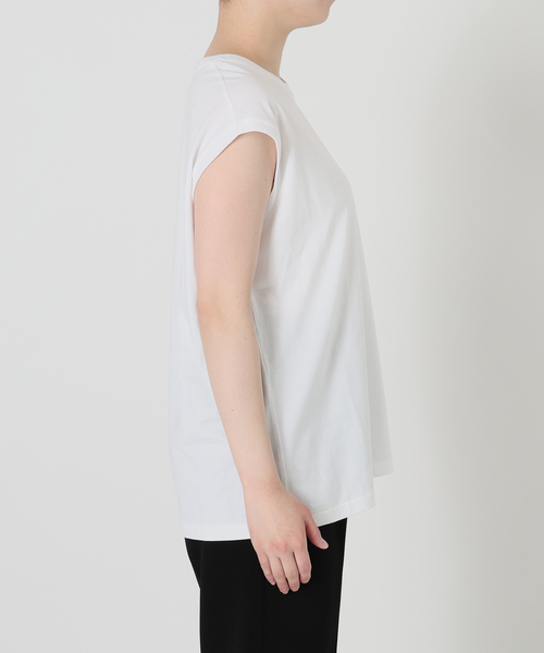 VERMEIL par iena(ヴェルメイユパーイエナ)の「ディオラマ クルーネック フレンチ Tシャツ(Tシャツ/カットソー・レディース・ブラック/ホワイト・FREE)」の17枚目の写真