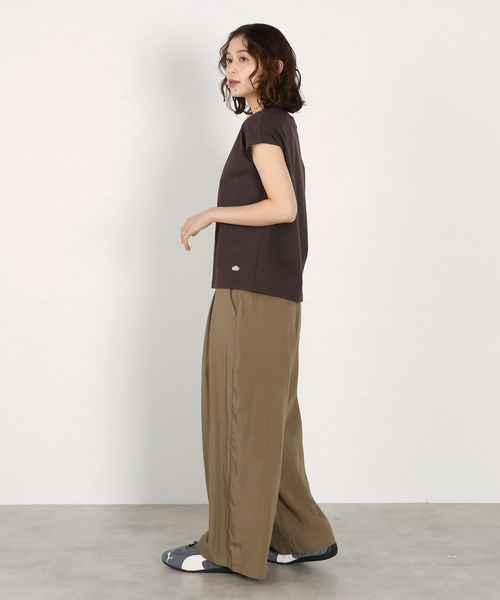 LOGEMENT DE CLAIRE(ロジュモンドクレール)の「フレンチスリーブTシャツ(Tシャツ/カットソー・レディース・ブルー系その他/オフホワイト/ライトピンク/ダークブラウン・FREE)」の15枚目の写真