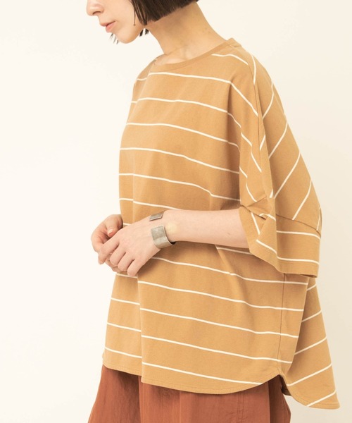 RNA-N(アールエヌエーエヌ)の「M2654 ボーダールーズT(Tシャツ/カットソー・レディース・ブラウン/ブラック×グリーン/ホワイト×ブラック/サックスブルー/キャメル/グレー/チョコ/ホワイト×レッド・FREE)」の1枚目の写真