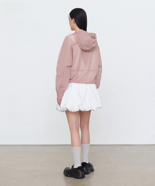 MUSINSA STANDARD WOMAN（ムシンサスタンダードウーマン）の「ウィメンズシアーフードパーカージャケット[ローズウォーター]（ナイロンジャケット・レディース・その他・SMALL/MEDIUM/LARGE）」の10枚目の写真