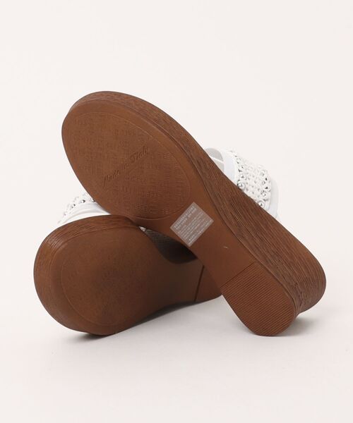ITALIAN SHOEMAKERS（イタリアンシューメーカー）の「【ITALIAN SHOEMAKERS】ラウンドメタルウェッジヒールトングサンダル(962311)（サンダル・レディース・ブラウン/グレイッシュベージュ/ホワイト・36/37/38/35）」の5枚目の写真