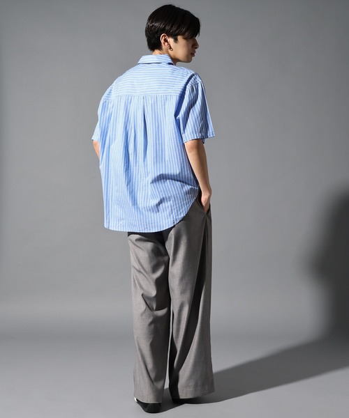 ALAND(エーランド)の「【UNISEX】ALAND/ストライプ半袖シャツ(シャツ/ブラウス・レディース・ブラック/ブルー・LARGE/SMALL)」の7枚目の写真