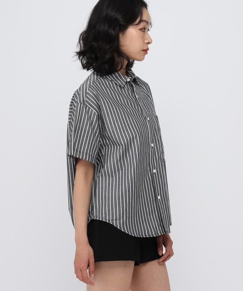 ALAND(エーランド)の「【UNISEX】ALAND/ストライプ半袖シャツ(シャツ/ブラウス・レディース・ブラック/ブルー・LARGE/SMALL)」の22枚目の写真