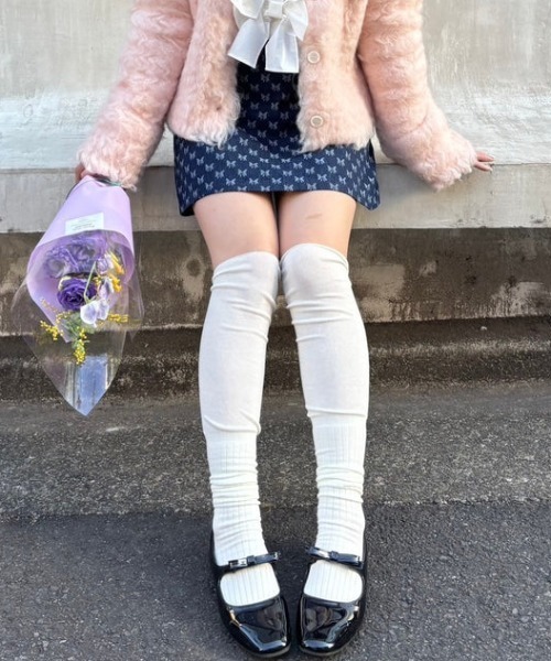 SOLLON.(ソルロン)の「ストラップエナメルシューズ(パンプス・レディース・ブラック・M/L)」の4枚目の写真