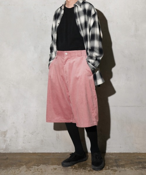 MAUI and Sons(マウイアンドサンズ)の「Maui & Sons / マウイアンドサンズ Sunfade Baggy Shorts ファットコーディロイ バギーショーツ(その他パンツ・メンズ・ピンク/パープル/ブラック・SMALL/MEDIUM/LARGE)」の17枚目の写真