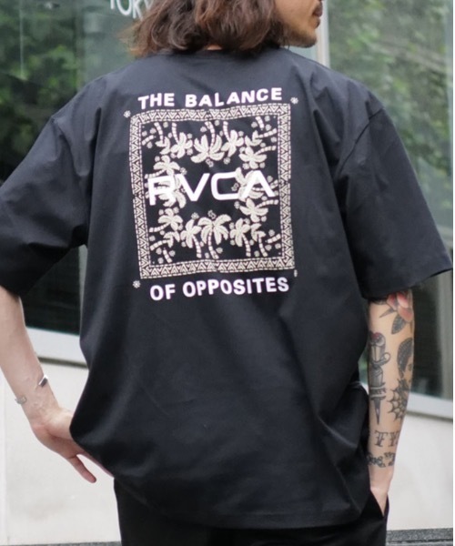 RVCA(ルーカ)の「RVCA メンズ EXOTIC BOX TEE Tシャツ 【2026年夏モデル】/ルーカバックプリント半袖Tシャツ(Tシャツ/カットソー・メンズ・ブルー系その他/ブラック系その他2/レッド系その他/オフホワイト/ブラック・SMALL/MEDIUM/LARGE/X-LARGE)」の19枚目の写真