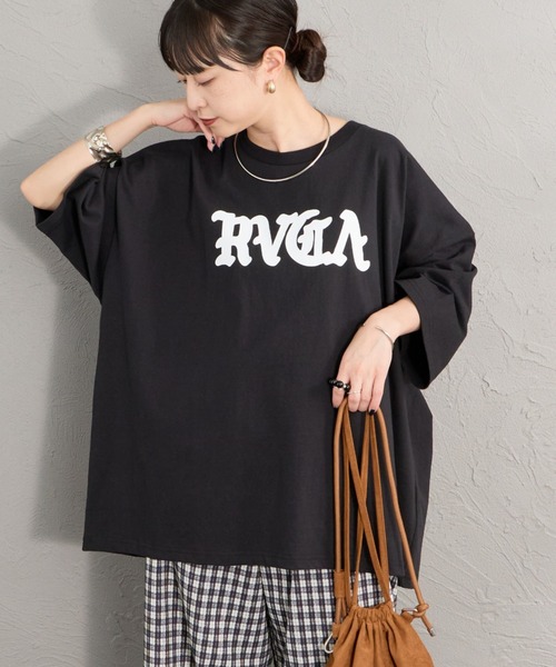 RVCA（ルーカ）の「[RVCA/ルーカ] SUPER WIDE バックロゴプリント ショートスリーブTシャツ（Tシャツ/カットソー・レディース・ブラック/サックスブルー/ホワイト・M/L/XL）」の2枚目の写真
