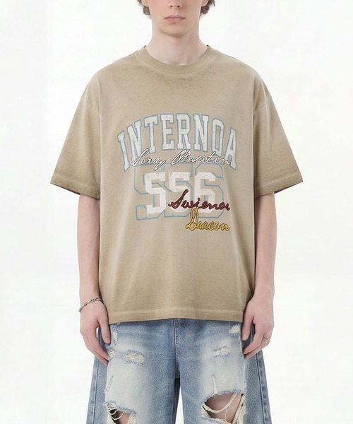 HOOK(フック)の「HOOK カレッジ × ナンバリング ウォッシュ オーバーサイズT (SS)(Tシャツ/カットソー・メンズ・ブラウン/ベージュ/ブラック・L/M)」の3枚目の写真
