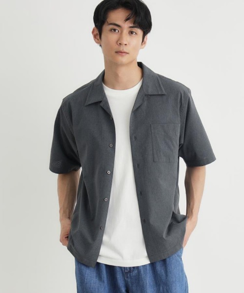 Right-on(ライトオン)の「PLUS ONE(プラスワン)メッシュ織り半袖シャツ(シャツ/ブラウス・メンズ・ブルー/ダークグレー/ブラウン・S/M/L/XL)」の2枚目の写真