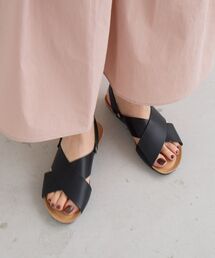 PLAKTONクロスベルトサンダル