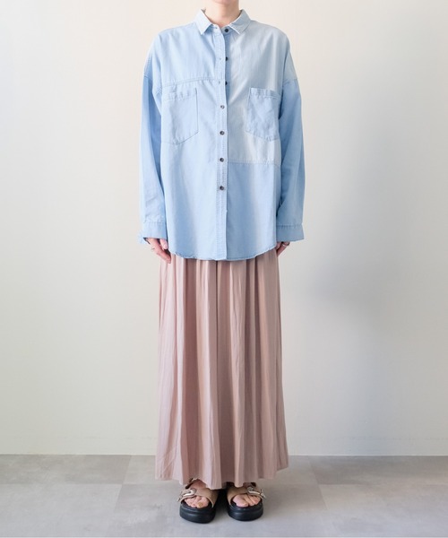 DOLLUPOOPS(ドールアップウップス)の「Denim Stripe Relaxed Shirt(デニムストライプ切替シャツ)(シャツ/ブラウス・レディース・ライトブルー・FREE)」の18枚目の写真
