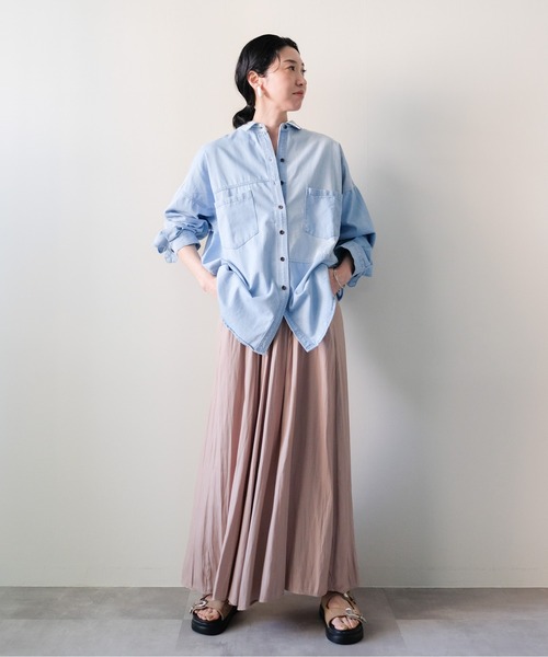 DOLLUPOOPS(ドールアップウップス)の「Denim Stripe Relaxed Shirt(デニムストライプ切替シャツ)(シャツ/ブラウス・レディース・ライトブルー・FREE)」の10枚目の写真