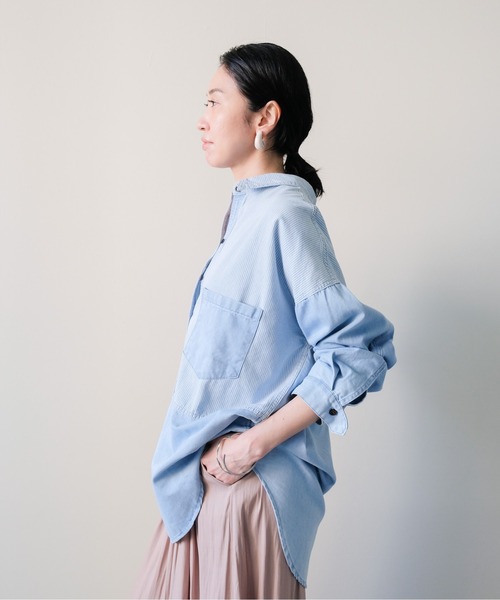 DOLLUPOOPS(ドールアップウップス)の「Denim Stripe Relaxed Shirt(デニムストライプ切替シャツ)(シャツ/ブラウス・レディース・ライトブルー・FREE)」の14枚目の写真