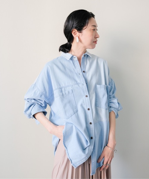 DOLLUPOOPS(ドールアップウップス)の「Denim Stripe Relaxed Shirt(デニムストライプ切替シャツ)(シャツ/ブラウス・レディース・ライトブルー・FREE)」の13枚目の写真