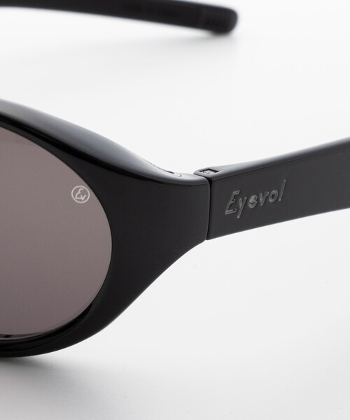 Eyevol(アイヴォル)の「BROOK(55)(サングラス・メンズ・ブラック・FREE)」の4枚目の写真