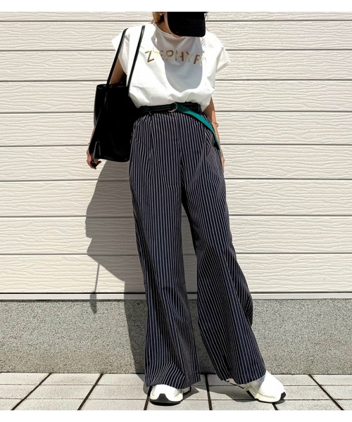Q(キュー)の「ピンストライプDカンベルトパンツ(その他パンツ・レディース・グレー系/ネイビー系・MEDIUM)」の22枚目の写真